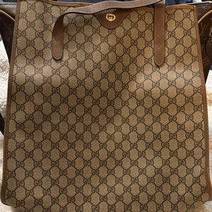 Gucci Beige and Brown Signature Tote